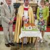 6 300th Anniversary Service - Cutting the Cake